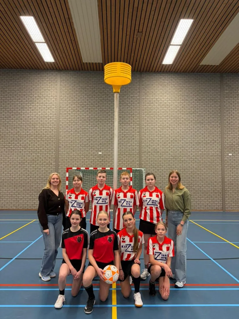 Teamfoto J1 van Wees Kwiek